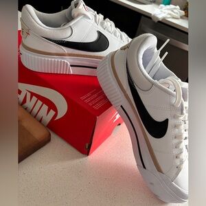 Nike Court Legacy women’s shoes